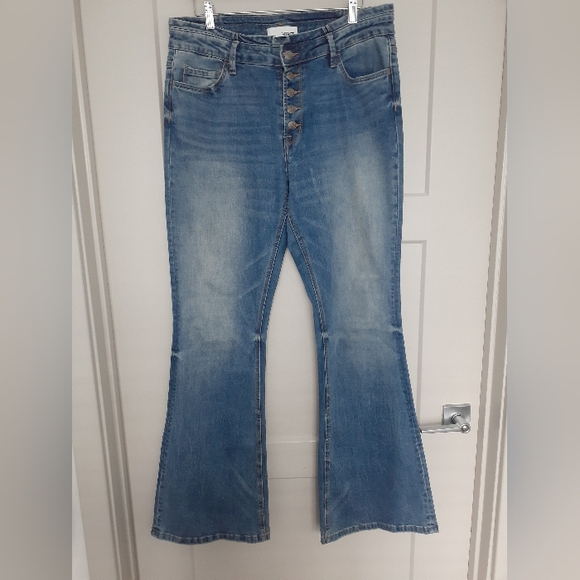Vervet High Rise Flare Jeans - Picture 1 of 9